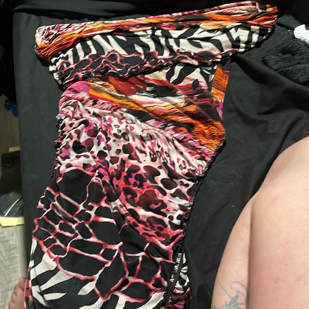 Off the shoulder, numerous print body dress